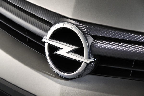 логотип Opel Astra OPC EXTREME