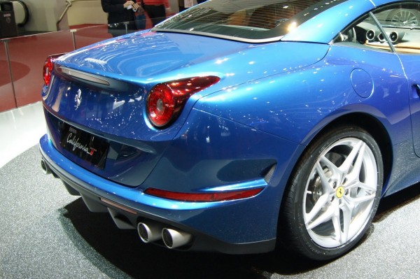 Ferrari-California-T-3[2]