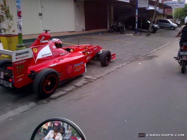 Ferrari-F1-Replica-1