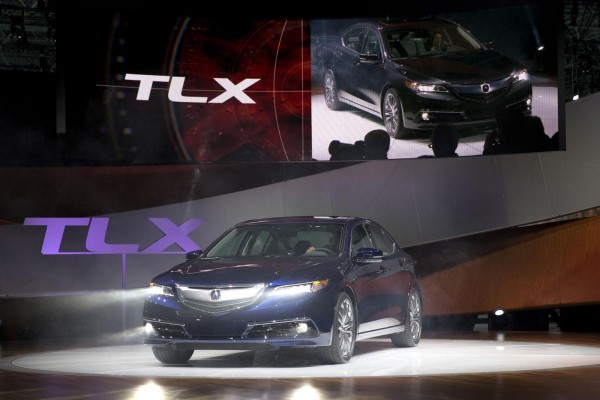 седан 2015 Acura TLX