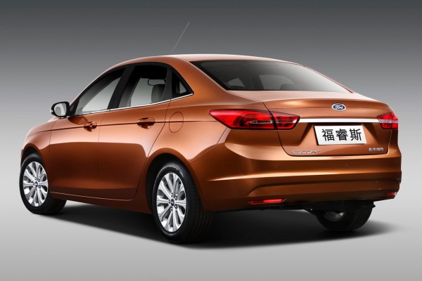 2015-Ford-Escort-1 2015-Ford-Escort-1