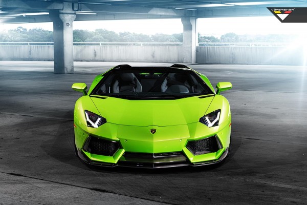 Lamborghini Aventador Roadster