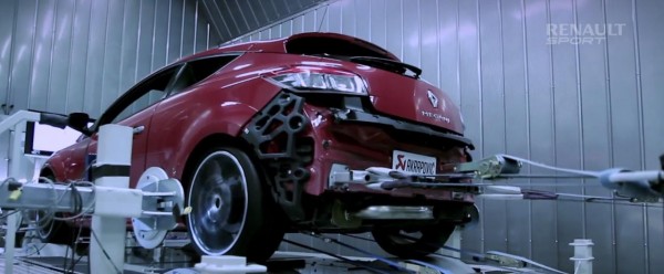 "Заряженный" Renault Megane RS