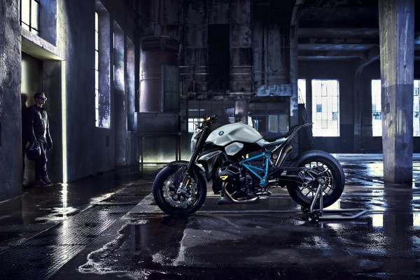 BMW-Motorrad-Concept-Roadster_2