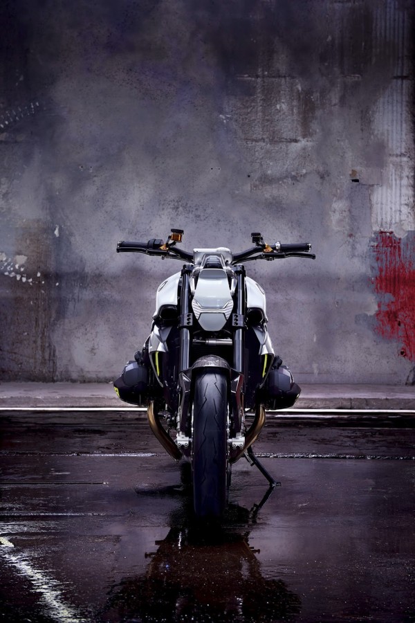 BMW-Motorrad-Concept-Roadster_52
