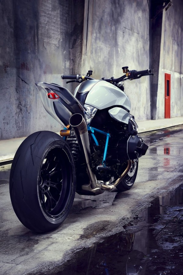 BMW-Motorrad-Concept-Roadster_53
