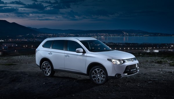 Mitsubishi-Outlander-1