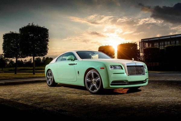 Rolls-Royce Wraith в стиле лайм