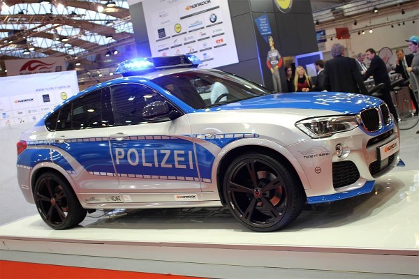 Полицейский BMW X4 