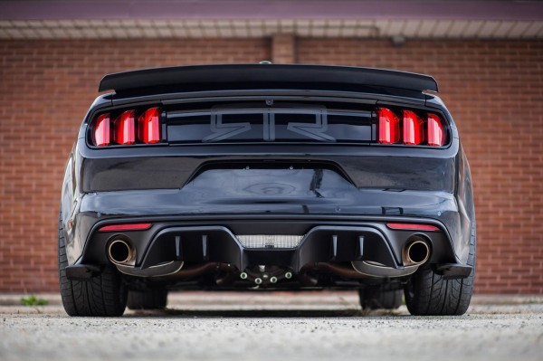 2015-Ford-Mustang-RTR-1