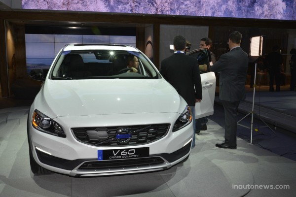 Volvo V60 Cross Country 