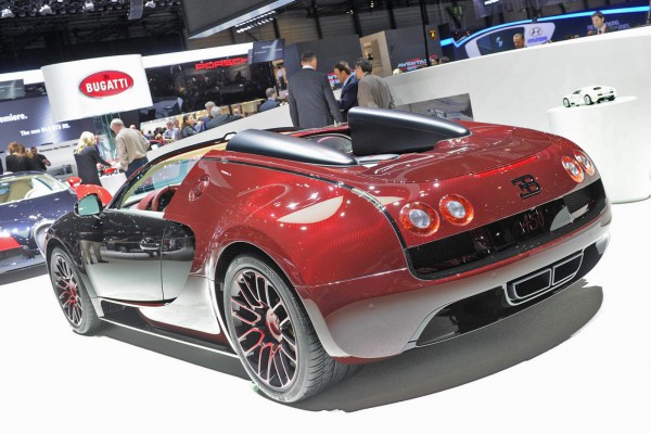 Bugatti-Veyron-3