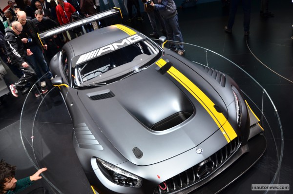 Mercedes-AMG-GT3-Live-Geneva-2015-19