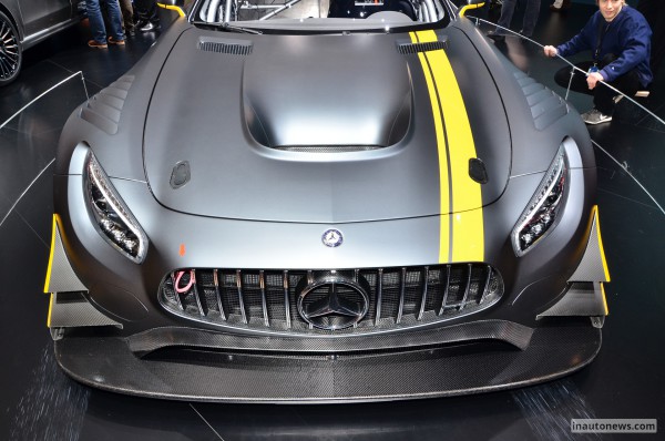 Mercedes-AMG-GT3-Live-Geneva-2015-28