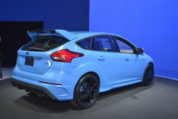 2016-Ford-Focus-RS-10