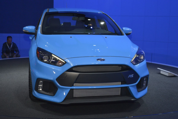2016-Ford-Focus-RS-7