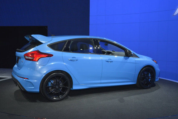 2016-Ford-Focus-RS-9
