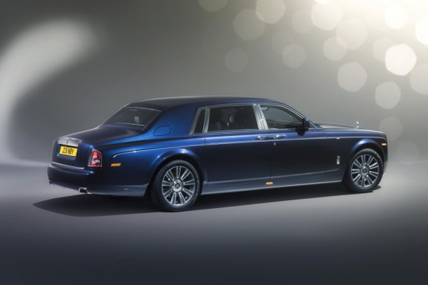 Rolls-Royce-Phantom-Limelight-Collection-1-1024x683
