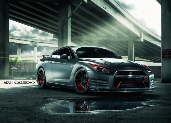 This-is-one-crazy-Nissan-GT-R-with-1400-HP-Jotech-tuning-2-1024x739