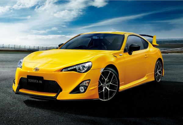 Toyota 86 Yellow Limited