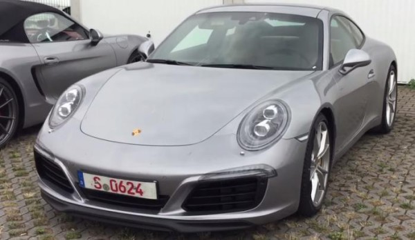 Обновленное купе Porsche 911