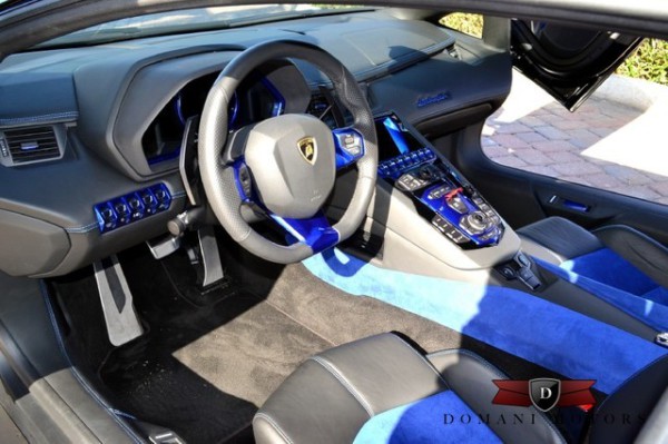 Unique-Lamborghini-Aventador-is-offered-for-sale-3
