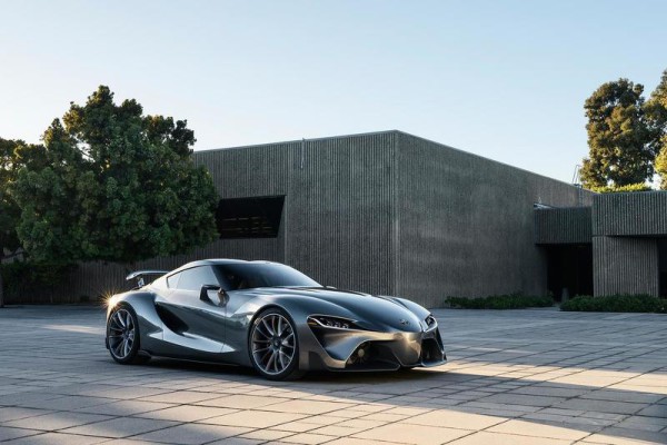 2014-494680-toyota-ft-1-concept-with-graphite-paint