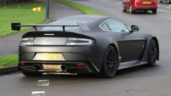aston-martin-vantage-gt8-spy-photo (4)