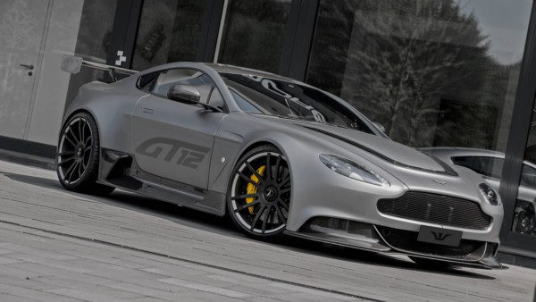 Aston-Martin-Vantage-GT12-3
