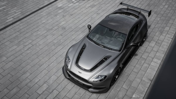 Aston-Martin-Vantage-GT12-6