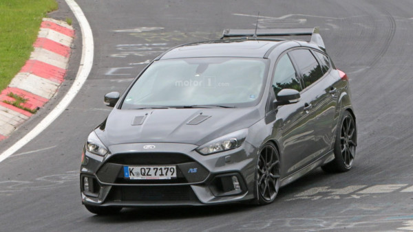 ford-focus-rs500-spy-photo