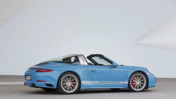 Porsche-911-Targa-4S-Exclusive-Design-Edition-11