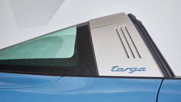 Porsche-911-Targa-4S-Exclusive-Design-Edition-4