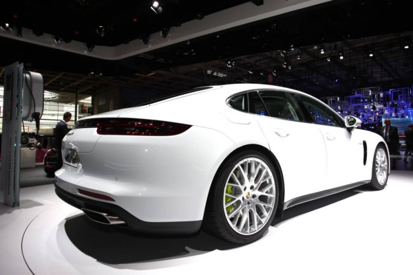 porsche-panamera-4s-e-hybrid-7