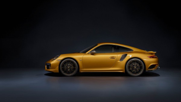 Porsche представила эксклюзивную серию 911 Turbo S