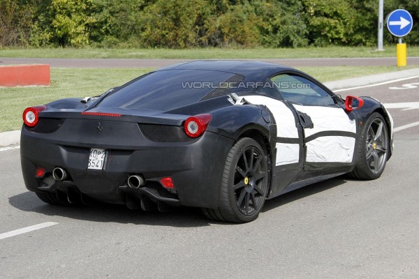 В сети опубликовали новые фото «дьявольской» Ferrari